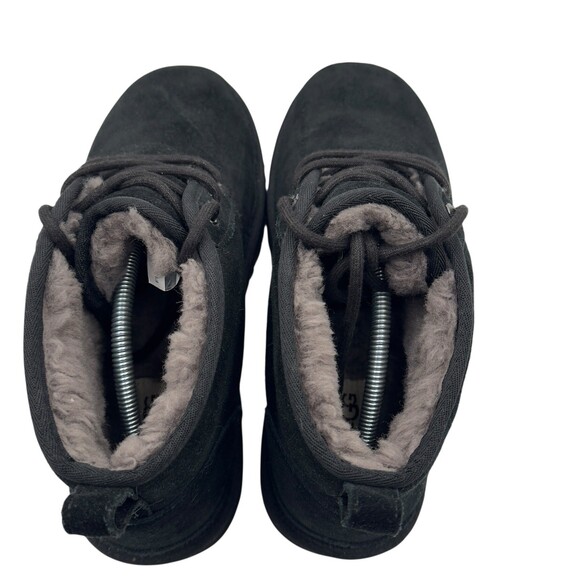UGG Neumel Men\'s Black Suede Chukka Boots Shearling Lined Size 11 main image 9